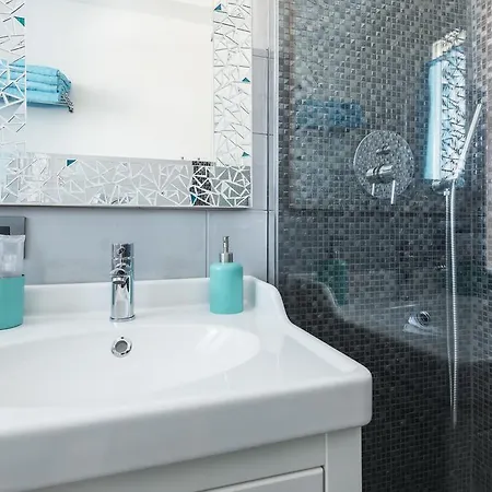 Apartamento Attico Del Duomo Modena