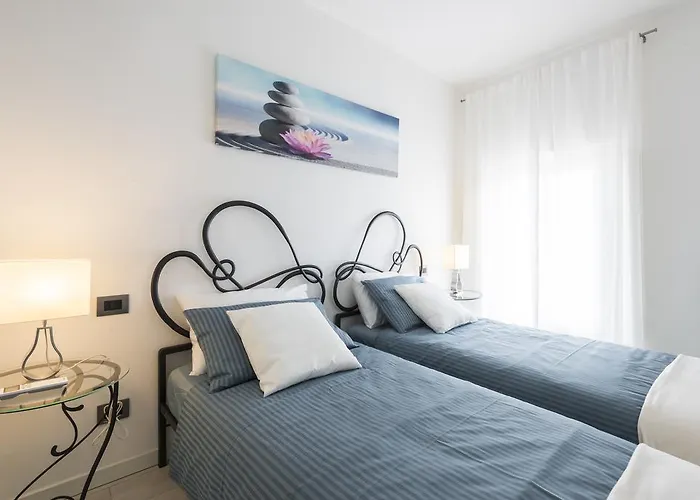 Attico Del Duomo مودينا