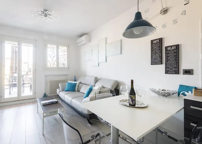 Attico Del Duomo * مودينا